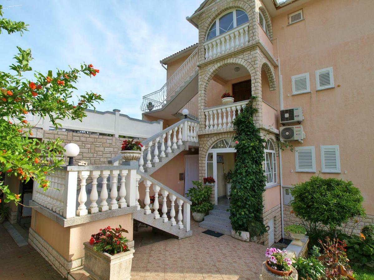 Apartments Panorama view Zeljko Scerbe Mundanije Buitenkant foto